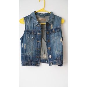Jean Vest